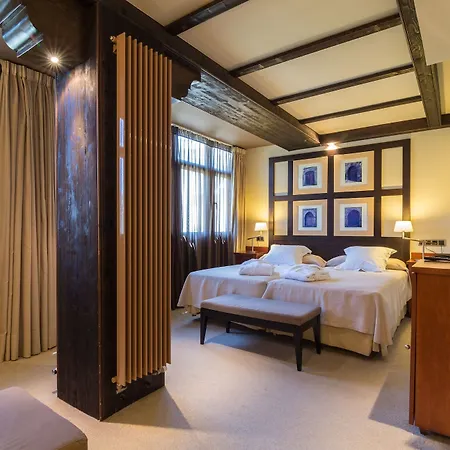 Hotel Ciria 3*